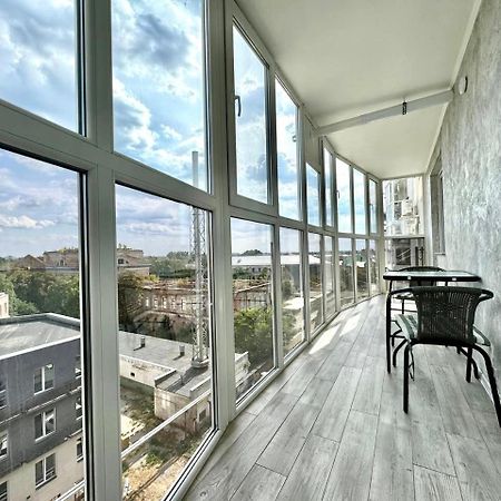 Apartpoltava Апартаменти Бізнес-Класу В Престижній Новобудові З Панорамним Балконом Центр Εξωτερικό φωτογραφία