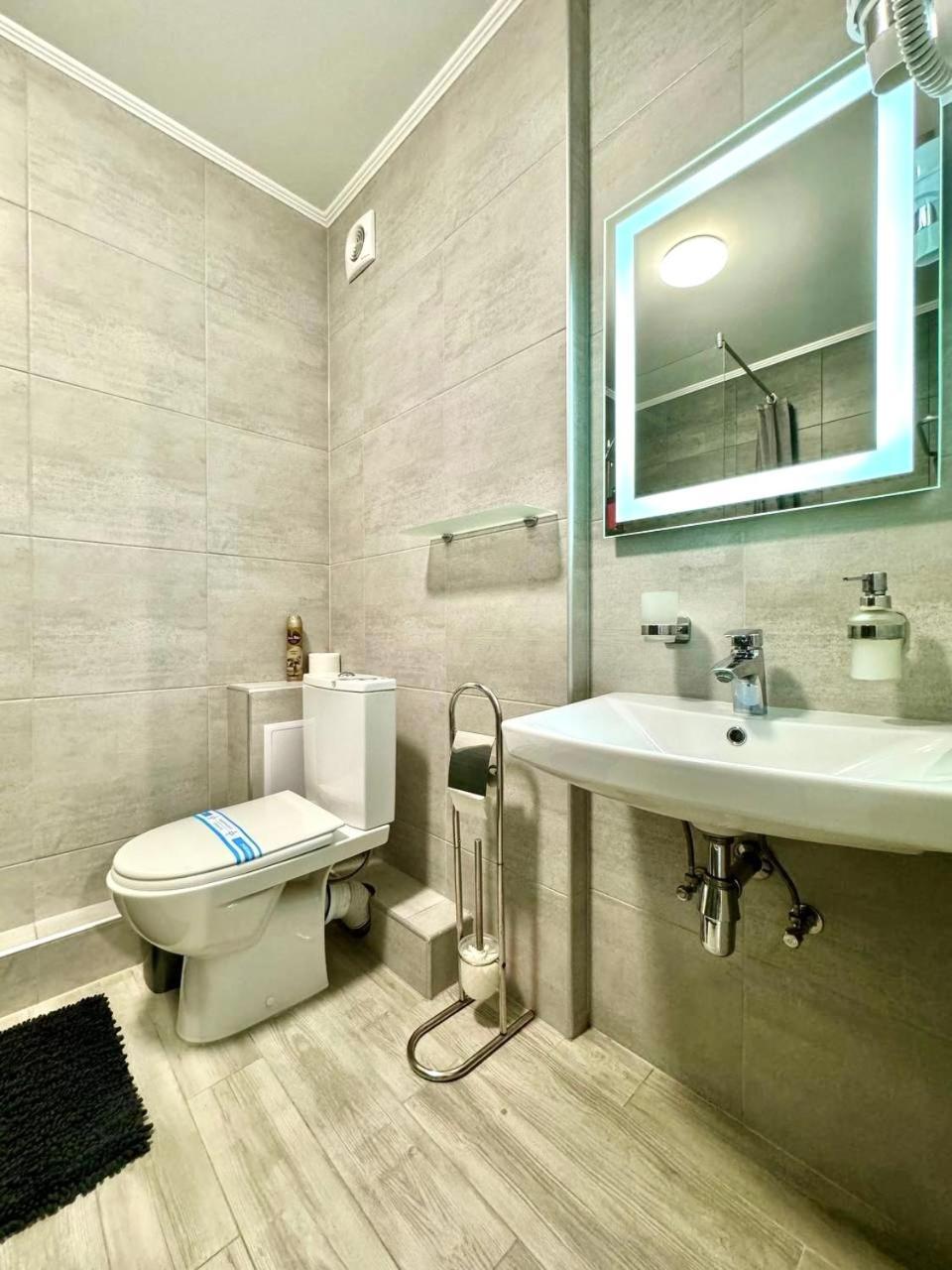 Apartpoltava Апартаменти Бізнес-Класу В Престижній Новобудові З Панорамним Балконом Центр Εξωτερικό φωτογραφία