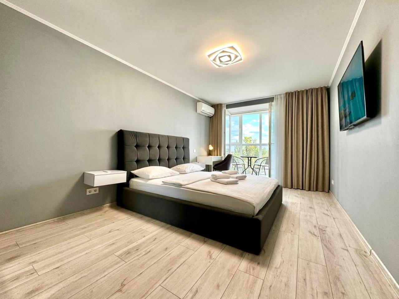 Apartpoltava Апартаменти Бізнес-Класу В Престижній Новобудові З Панорамним Балконом Центр Εξωτερικό φωτογραφία